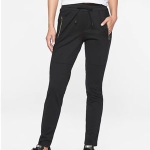 NWT Athleta Hilltop Jogger